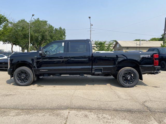 2025 Ford Super Duty F-350 SRW Lariat | Crew Cab 176 in Cars & Trucks in Edmonton - Image 2