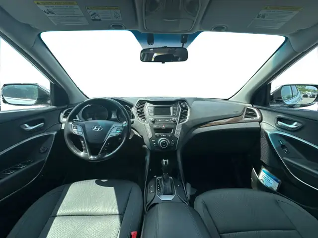 2017 Hyundai Santa Fe Sport 2.4 Premium in Cars & Trucks in Oshawa / Durham Region - Image 18