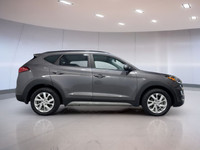 Discover the 2020 Hyundai Tucson Preferred, a versatile SUV designed to meet the demands of Canadian... (image 3)