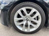 Double L Motors Ltd. Get ready to turn heads and enjoy an exhilarating drive with this 2014 Hyundai... (image 6)