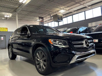 **MONTH-END SPECIAL!** FEATURING : 4MATIC AWD, DUAL SUNROOF, BLACK WOOD, AMBIENT LIGHTING, MULTI DRI... (image 1)