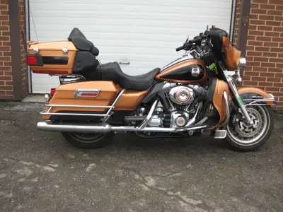 Welcome New Riders! Financing Options Available! This 2008 105TH Anniversary FLHTCU Ultra Classic #2...