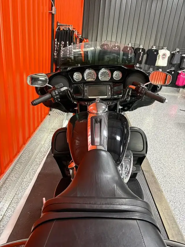 2018 Harley-Davidson Touring Ultra Limited in Street, Cruisers & Choppers in Moncton - Image 8
