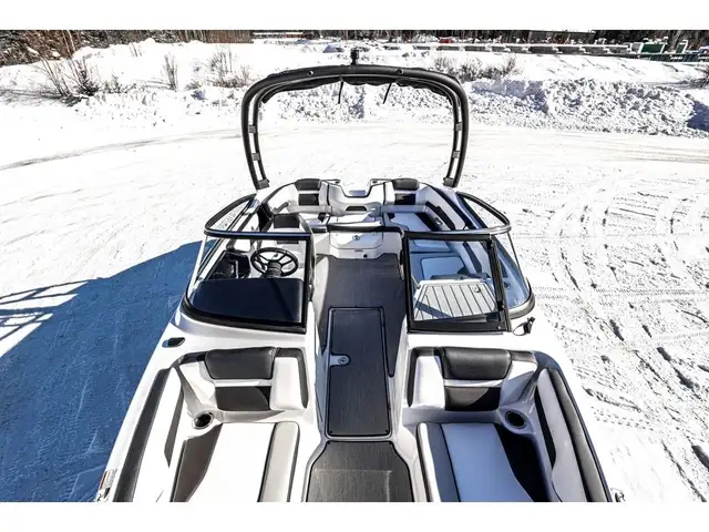 2025 Yamaha AR 195 in Powerboats & Motorboats in Québec City - Image 21