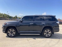 This Toyota 4Runner Limited has a powerful Gas V-6 4.0L engine powering this Automatic transmission.... (image 9)