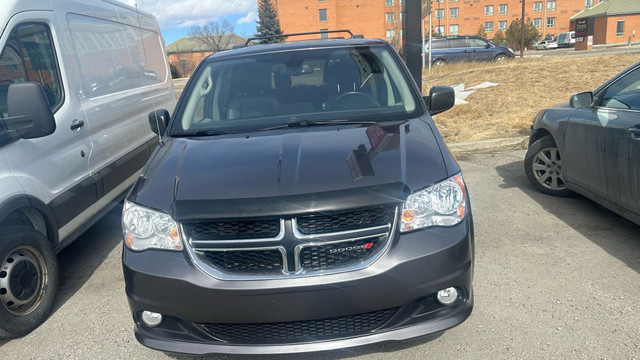 2018 Dodge Grand Caravan Crew Plus 2WD in Cars & Trucks in Calgary