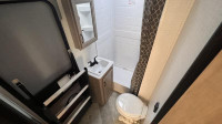 Palomino Trailer PAT294DBHS- Welcome to your new home away from home, where the whole families comfo... (image 9)