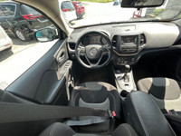 This JEEP CHEROKEE SPORT, with a V6 Cylinder Engine engine, features a TRANSMISSION: 9-SPEED AUTOMAT... (image 9)