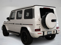 Bold, luxurious, and unmistakably powerful, this 2021 Mercedes-Benz AMG G 63 delivers handcrafted pe... (image 4)