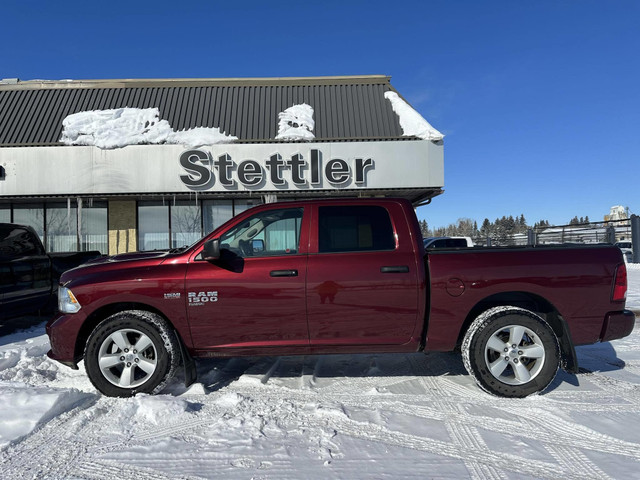  2021 Ram 1500 EXPRESS HEMI! NEW TIRES! dans Autos et camions  à Red Deer - Image 3