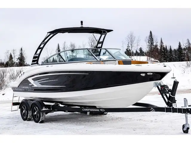 2025 Chaparral 23 SSI in Powerboats & Motorboats in Québec City - Image 7