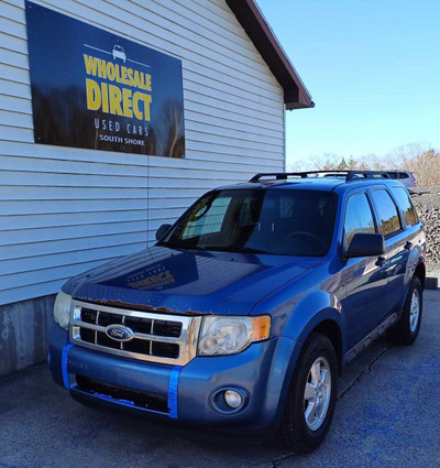 2010 Ford Escape Auto SUV with Remote Start, Roof, Air, Cruise, 