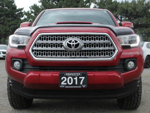 2017 Toyota Tacoma in Cars & Trucks in Penticton - Image 4