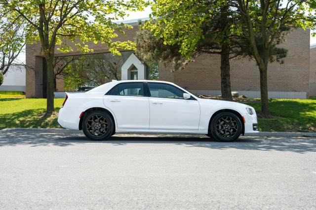 2022 Chrysler 300 300S AWD in Cars & Trucks in Mississauga / Peel Region - Image 4