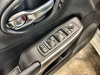 This one owner 2019 Jeep Cherokee 4x4 Limited has the V6 3.2L engine with a 9 Speed Automatic transm... (image 7)