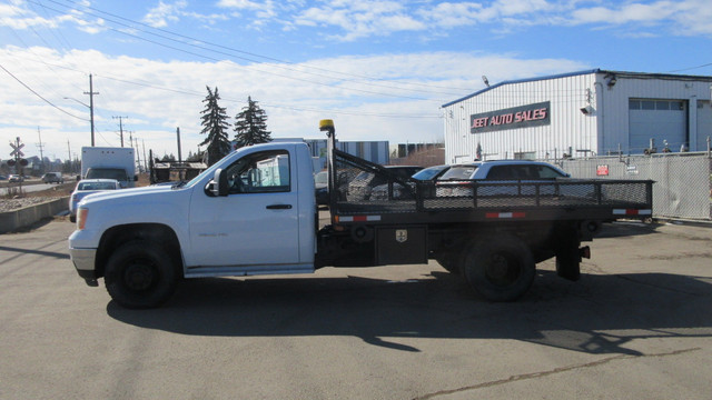 2011 GMC 3500 HD REG CAB 11 FT TILT DECK in Cars & Trucks in Edmonton