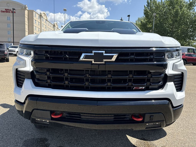 2025 Chevrolet Silverado 1500 LT Trail Boss in Cars & Trucks in Edmonton - Image 3
