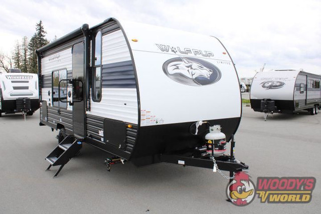 2024 FOREST RIVER WOLF PUP 16FQW in Travel Trailers & Campers in Abbotsford