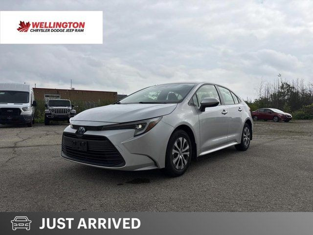 2023 Toyota Corolla Hybrid LE | Radar Cruise | CarPlay + in Cars & Trucks in Guelph