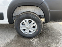BLACK CLOTH FRONT BUCKET SEATS,BRIGHT WHITE,TIRES: LT225/75R16E BSW ALL-SEASON (STD),WHEELS: 16 X 6... (image 7)