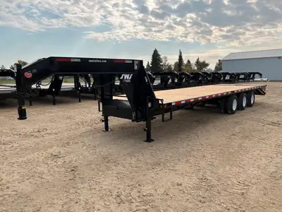 NEW 2025 SWS 8.5 x 32' Gooseneck Trailer Tri Dual Axle 3 x 10,000 lb Axles w/ Electric Brakes all Ax...