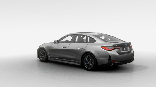 2025 BMW i4 eDrive40 Gran Coupe | Premium | 3 ans Ent. inclus in Cars & Trucks in City of Montréal - Image 2