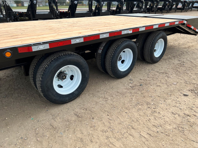 2024 SWS 32' Gooseneck Trailer (3) 10K Axles in Heavy Trucks in Edmonton - Image 2