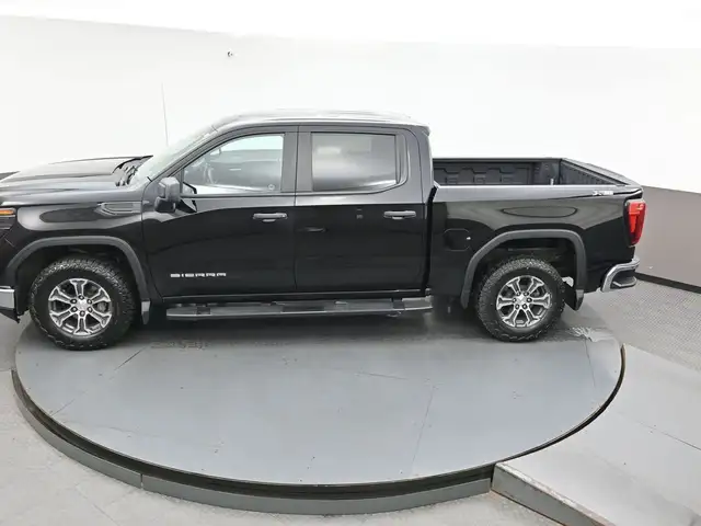 2023 GMC Sierra 1500 X31 OFFROAD 17" Steel Wheels, Pro Safety Su in Cars & Trucks in City of Halifax - Image 35
