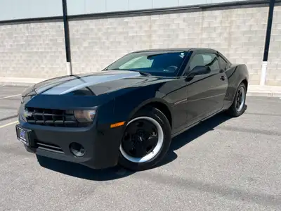 2013 Chevrolet Camaro 323-HP - GREAT SUMMER TOY ! ONLY $9,999!