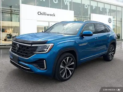 This Volkswagen Atlas Cross Sport delivers a Intercooled Turbo Premium Unleaded I-4 2.0 L/121 engine...