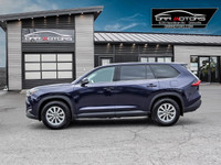 ACCIDENT FREE, LOADED XLE MODEL, HEATED LEATHER 8 PASSENGER SEATING, SUNROOF, COLLISION AVOIDANCE, B... (image 4)