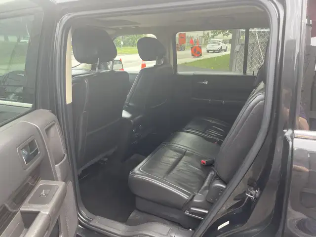 2013 Ford Flex SEL AWD dans Autos et camions dans Ottawa - Image 14