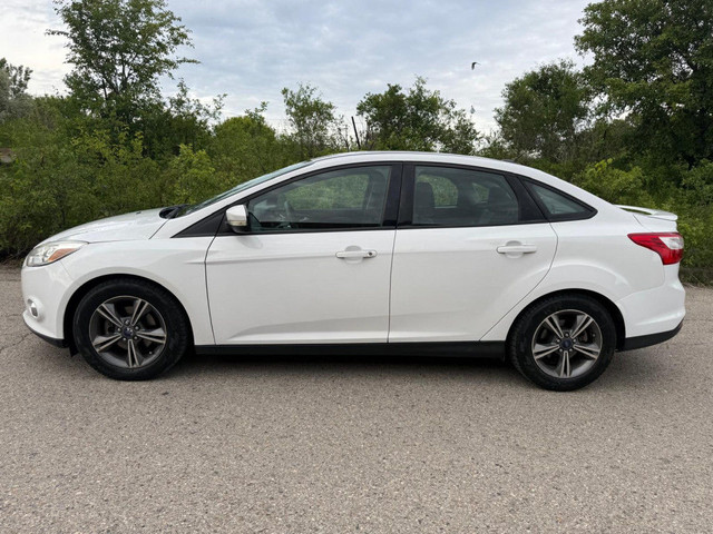 2014 Ford Focus SE | HEATED SEATS | ALLOY WHEELS | BLUETOOTH | M in Cars & Trucks in Oshawa / Durham Region - Image 3
