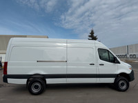 8Alexander The Great Inc. Auto Sales 2695 Durante Way Milton, ON, L9T 5J1 Phone: 416-839-1558 2023 M... (image 7)