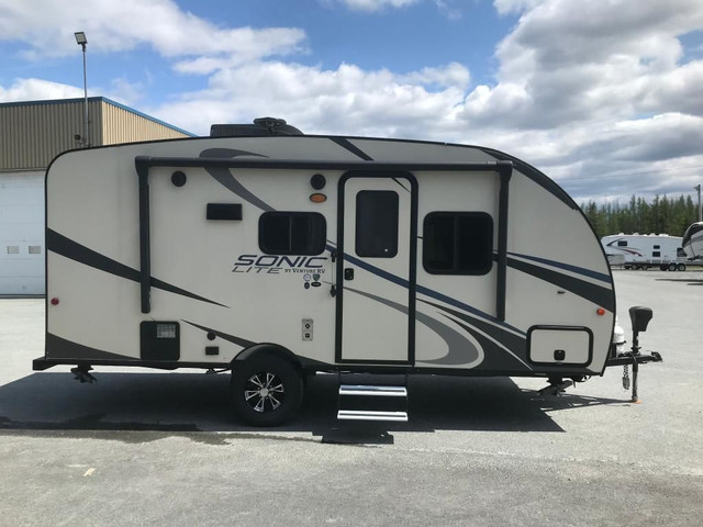 2019 Venture Sonic 169VBH Lits superposes in Cargo & Utility Trailers in Thetford Mines - Image 3