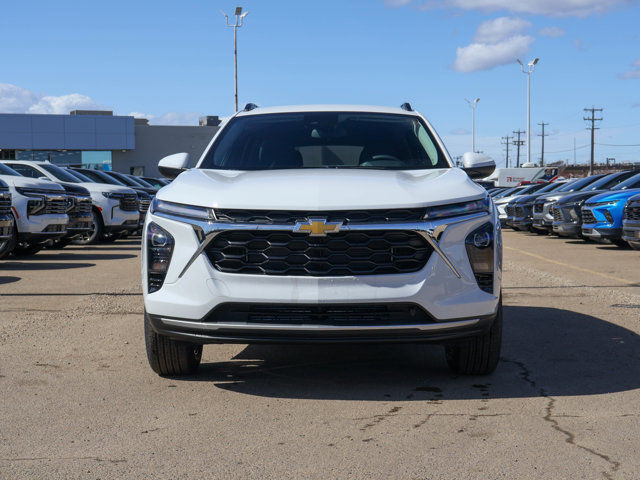 2025 Chevrolet Trax LT in Cars & Trucks in Edmonton - Image 3
