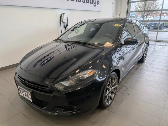 2014 Dodge Dart SXT SXT | 2 SETS OF TIRES/RIMS |CLEAN CARFAX|... in Cars & Trucks in Mississauga / Peel Region - Image 5