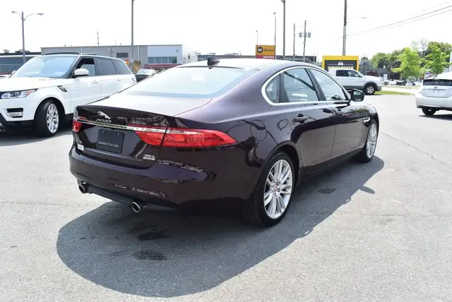 2016 Jaguar XF 35t Prestige AWD in Cars & Trucks in City of Halifax - Image 5