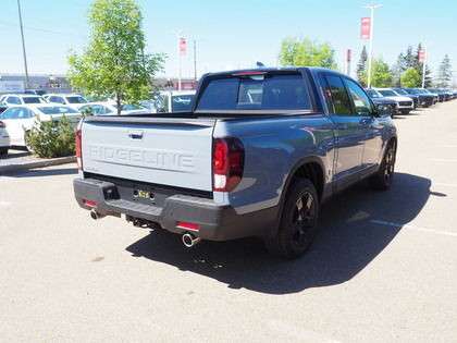 2025 Honda Ridgeline Black Edition AWD in Cars & Trucks in Edmonton - Image 2
