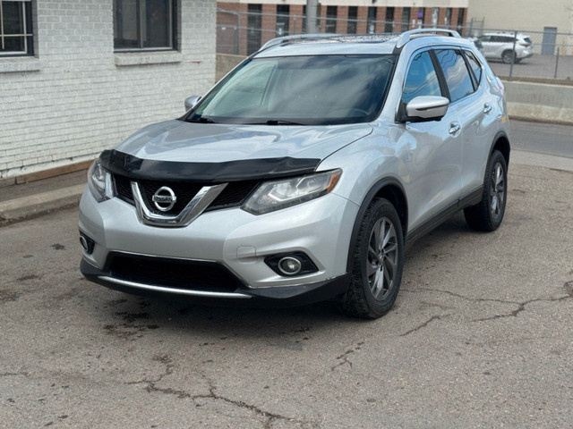 2016 Nissan Rogue AWD 4dr SL in Cars & Trucks in Calgary - Image 2