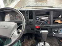 Automatique à 6 vitesses (RWD), 82,000 km (certifié), Édition "NPR HD GAS REG", Jamais accidenté (ra... (image 8)