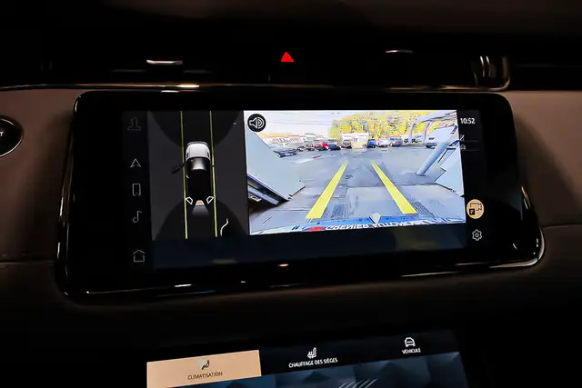 2023 Land Rover Range Rover EVOQUE + R-DYNAMIC SE + AWD + GPS TO in Cars & Trucks in Laval / North Shore - Image 23