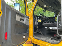 2019 FREIGHTLINER T12664ST;Heavy Duty Trucks - CONVENTIONAL W/O SLEEPER Penske Location 632 BELGRAVE... (image 8)