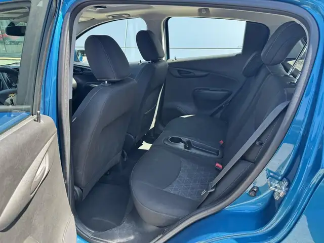 Chevrolet Spark 2019 1LT Manuelle Écran 7po CarPlay à vendre in Cars & Trucks in Trois-Rivières - Image 11