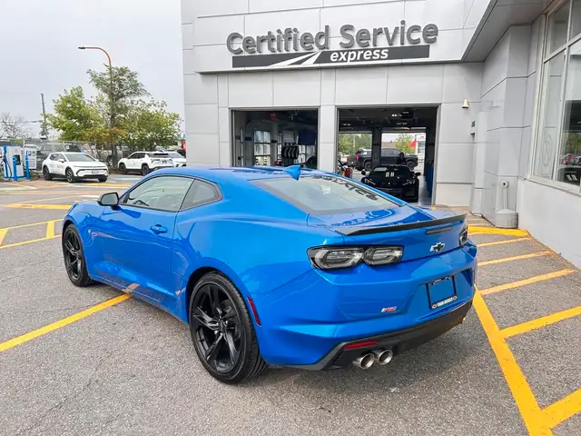 2024 Chevrolet Camaro 2dr Cpe 1LT dans Autos et camions dans Ottawa - Image 7