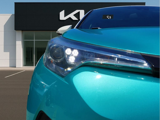 2018 Toyota C-HR XLE | Heated Seat | Climate Ctrl | Rader Cruise in Cars & Trucks in Mississauga / Peel Region - Image 2