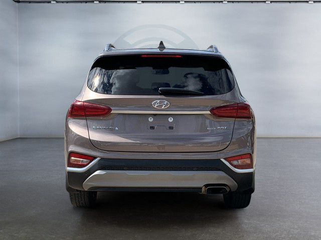 2019 Hyundai Santa Fe in Cars & Trucks in Medicine Hat - Image 4