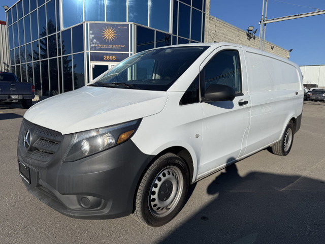 2019 Mercedes-Benz Sprinter Cargo Van Mercedes METRIS 136WB - CA in Cars & Trucks in Oakville / Halton Region