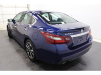 +Sièges chauffants / Heated seats +Bluetooth +Caméra de recul / Backup camera +Régulateur de vitesse... (image 4)