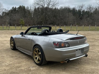 Here's your chance to own a true modern classic – the 2003 Honda S2000. With just 125,000 km on the... (image 4)
